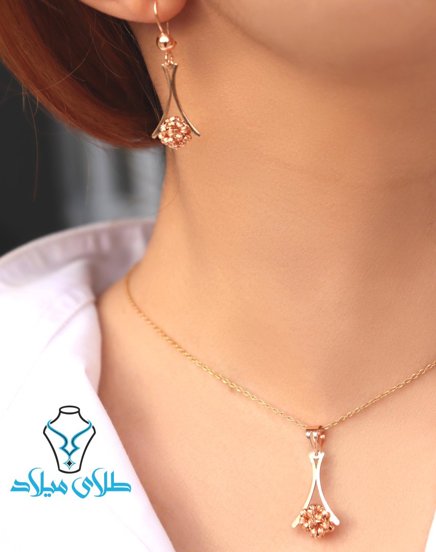 نیم ست ثریا · نیم ست طلا بدون نگین · 18 عیار · 4.24 گرم