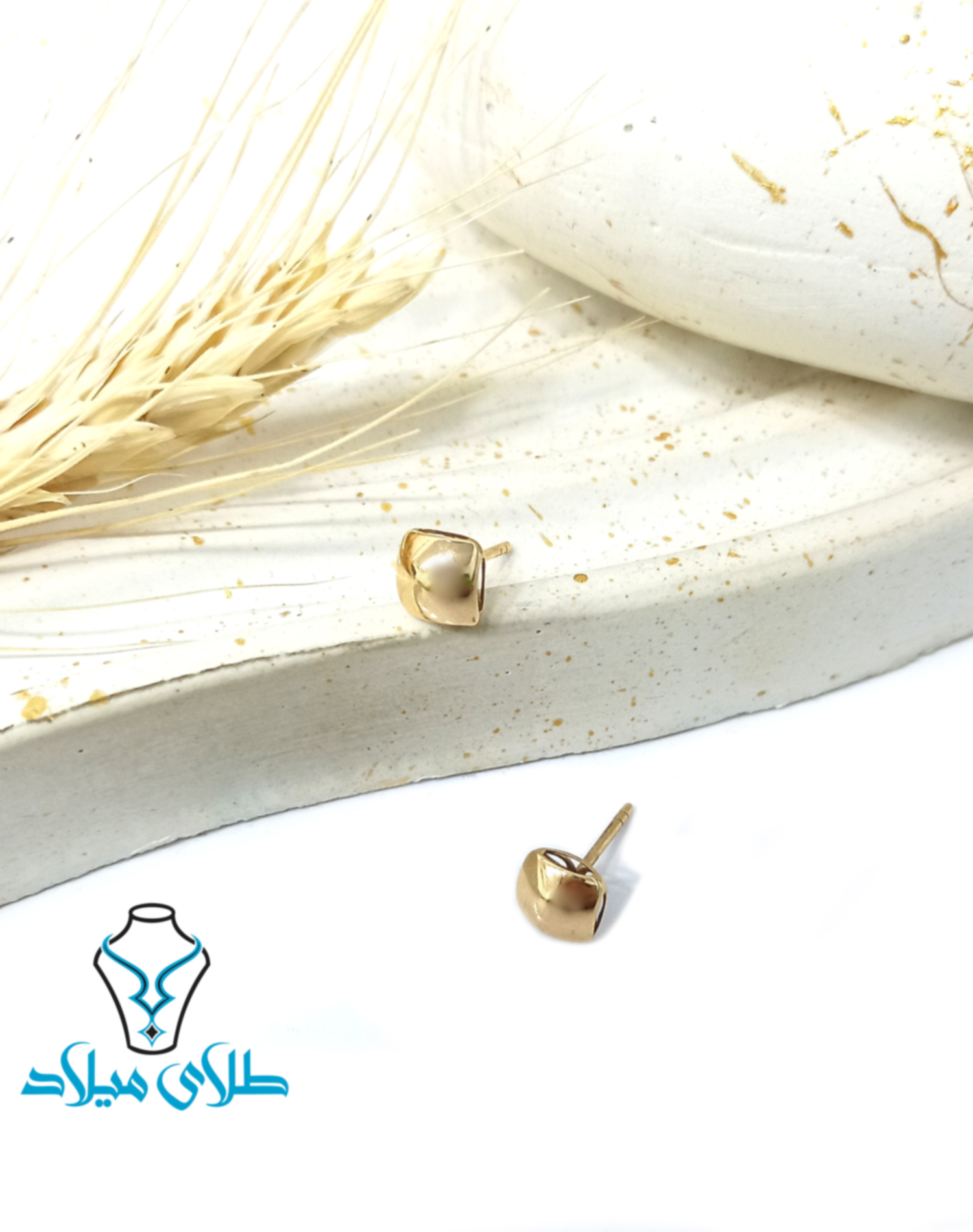 گوشواره میخی مهدیا · گوشواره میخی