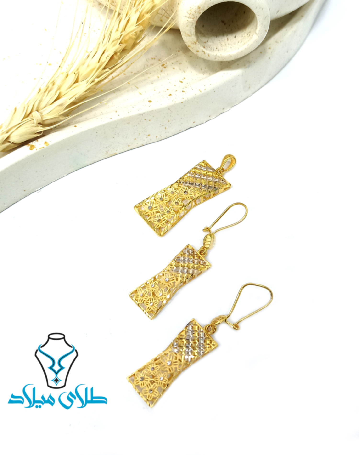 سرویس طلا پرنوش · سرویس طلا · 18 عیار · 4.62 گرم