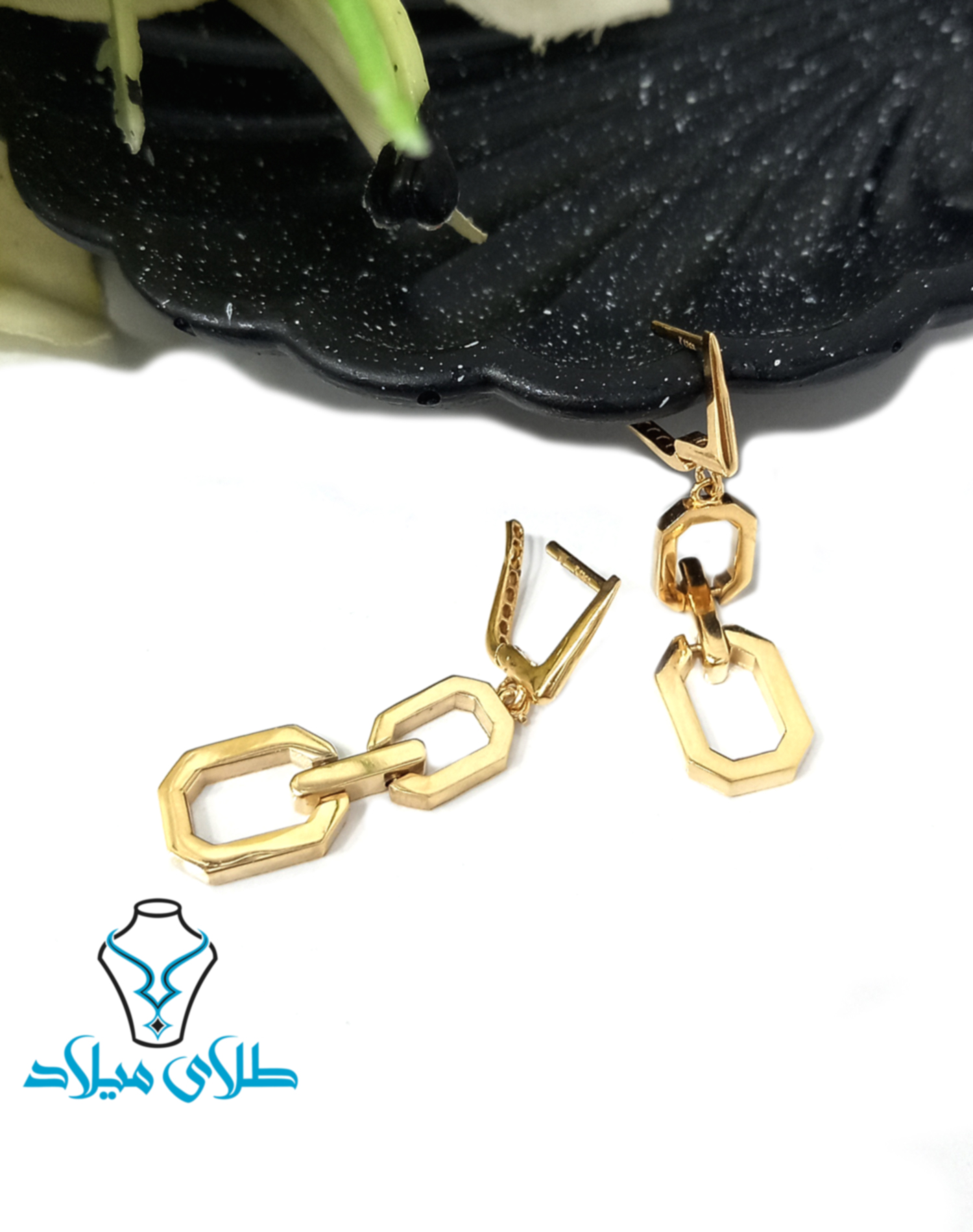 گوشواره آویز سوفیا · گوشواره آویز طلا