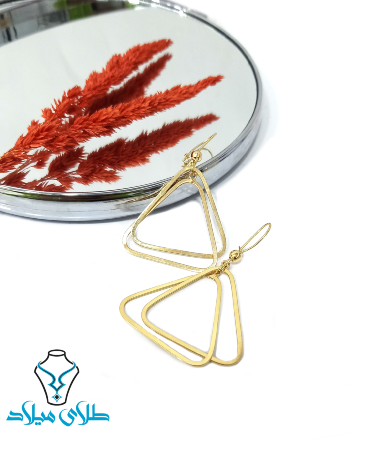 گوشواره آویز نیل‌آی · گوشواره آویز طلا