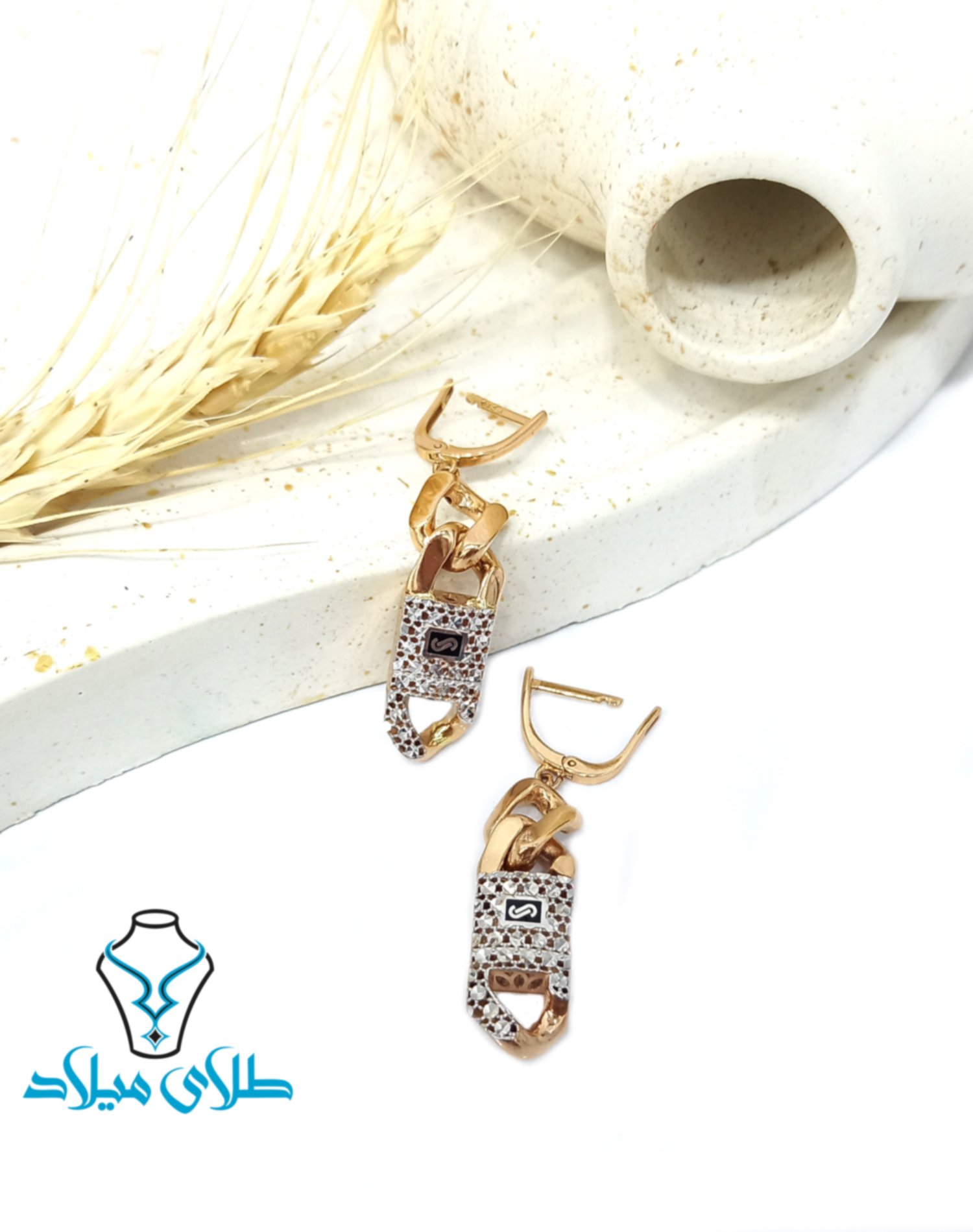 گوشواره آویز موناکو · گوشواره آویز طلا · 18 عیار · 6.2 گرم