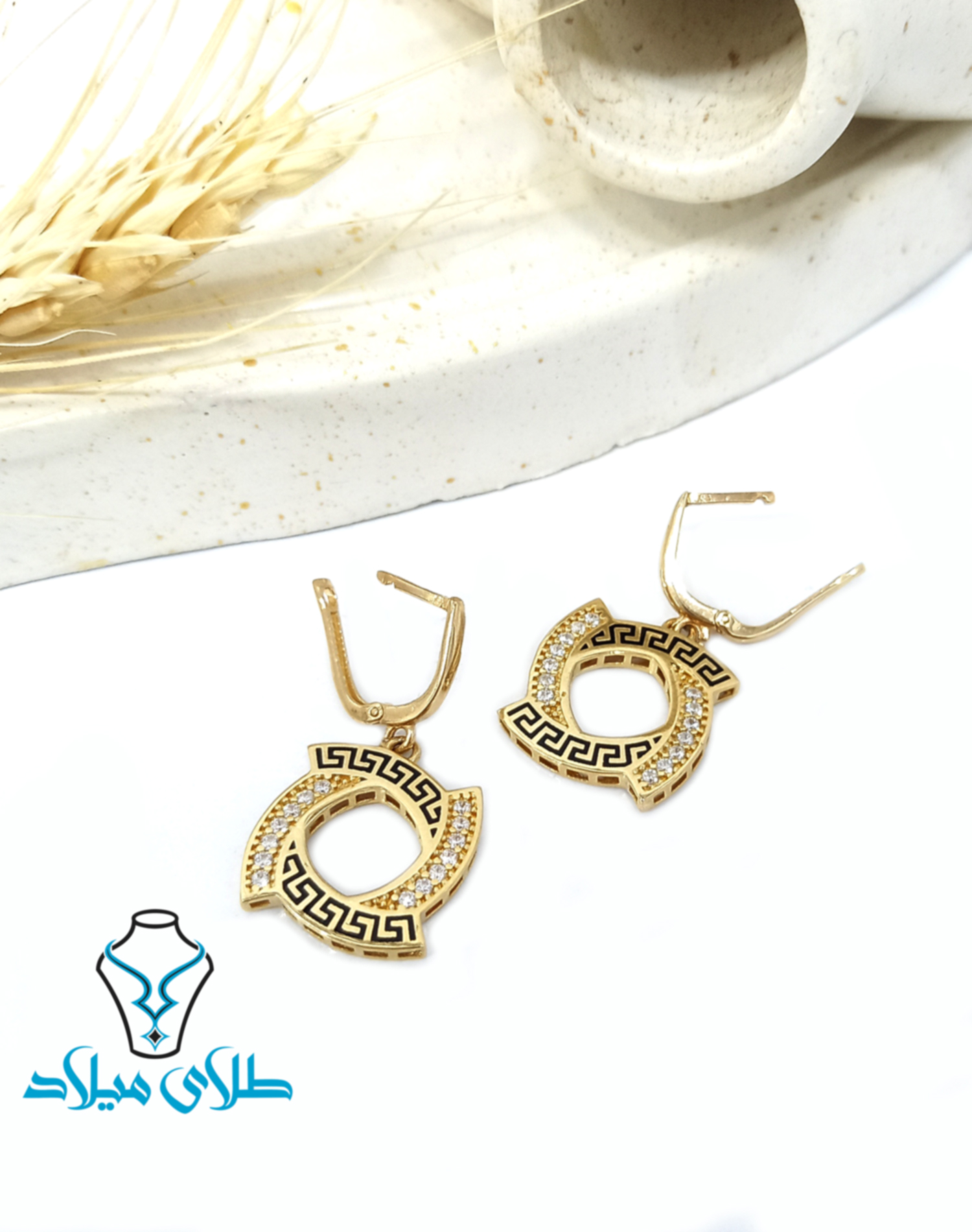 گوشواره آویز ورساچ کد1 · گوشواره آویز طلا
