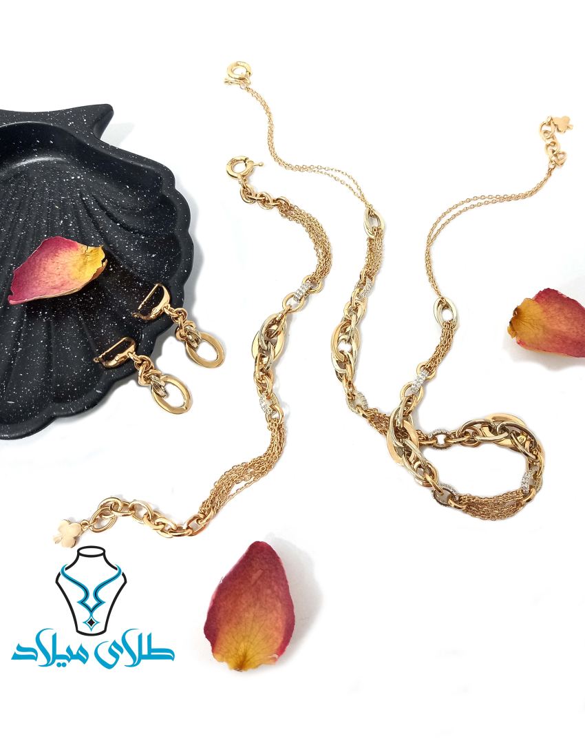 سرویس طلا آنیلا · سرویس طلا