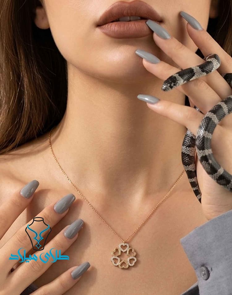 گردنبند فانتزی آنا · گردنبند مینیمال طلا · 18 عیار · 3.31 گرم
