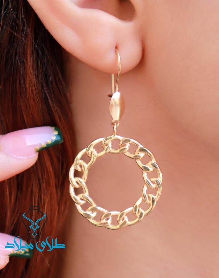 گوشواره آویز کارتیه کد5 · گوشواره آویز طلا · 18 عیار · 4.74 گرم