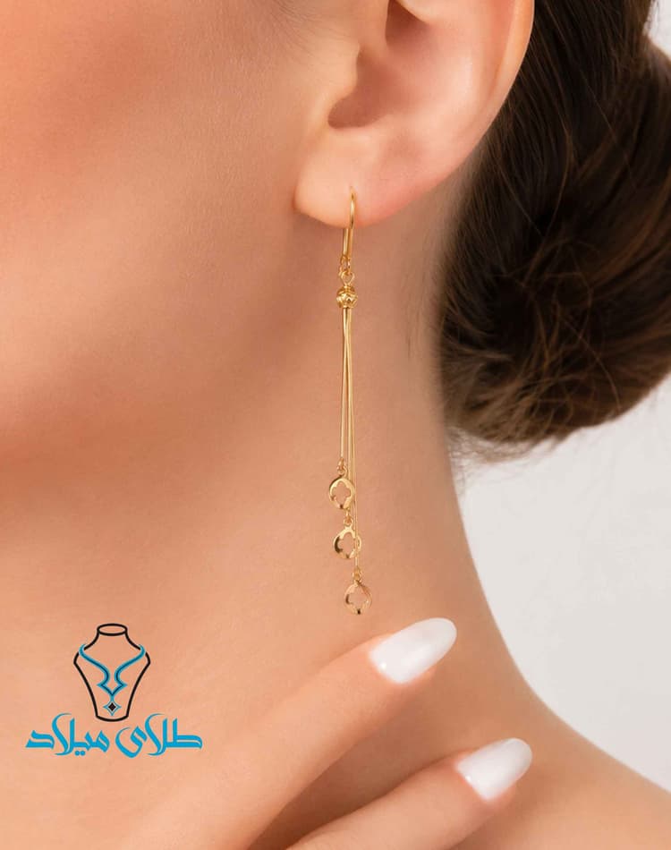 گوشواره آویز لورا · گوشواره آویز طلا · 18 عیار · 2.51 گرم
