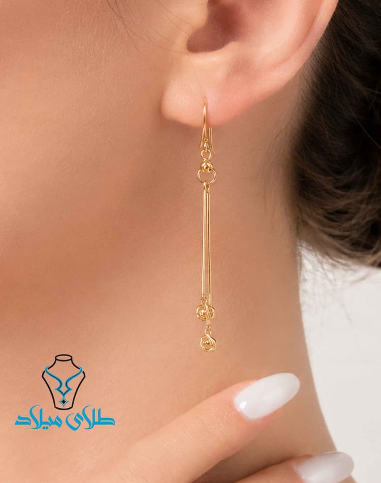 گوشواره آویز لیرا · گوشواره آویز طلا · 18 عیار · 2.15 گرم