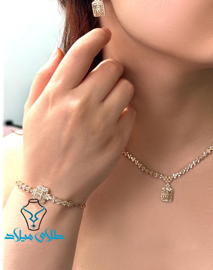 سرویس مانیکا طلا · سرویس طلا لیزری · 18 عیار · 12.63 گرم