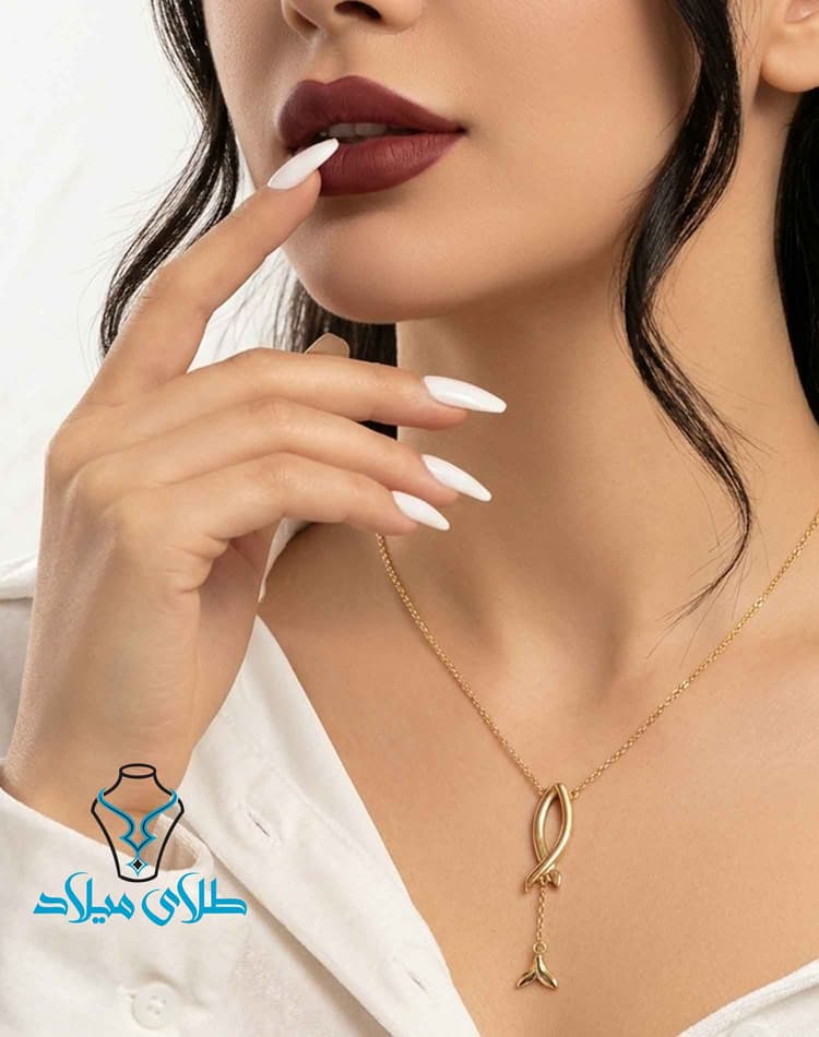 گردنبند فانتزی ربکا · گردنبند مینیمال طلا · 18 عیار · 3.7 گرم