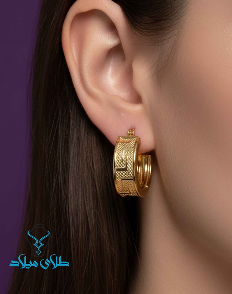 گوشواره حلقه‌ای ورساچ کد65 · گوشواره حلقه‌ ای · 18 عیار · 2.31 گرم