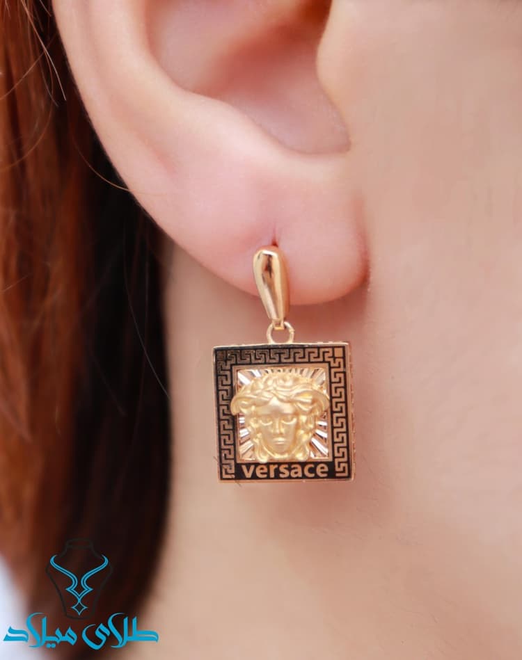 گوشواره آویز ورساچ کد7 · گوشواره آویز طلا · 18 عیار · 5.01 گرم