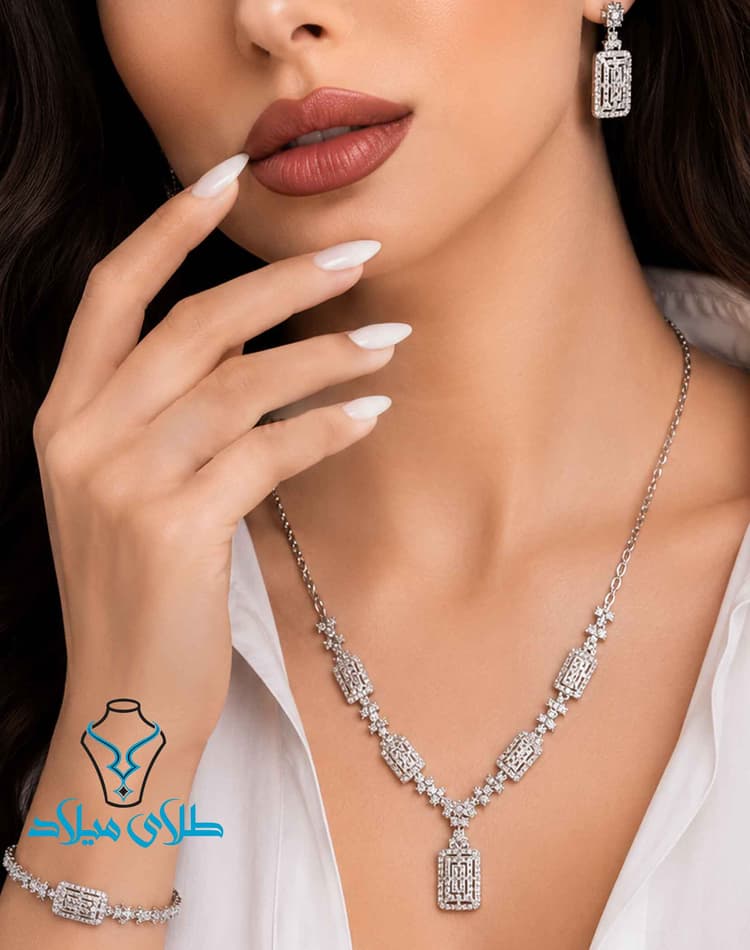 سرویس بتین طلا · سرویس طلا لیزری · 18 عیار · 13.68 گرم