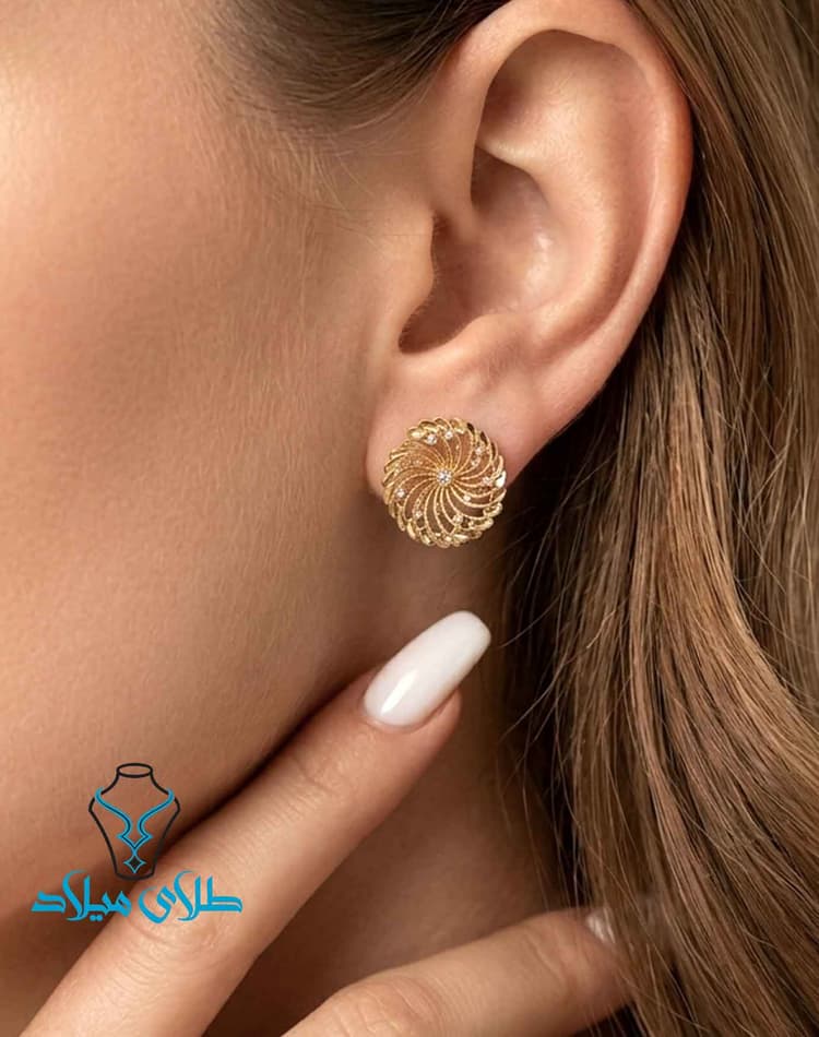گوشواره میخی سمیرا · گوشواره میخی · 18 عیار · 1.76 گرم