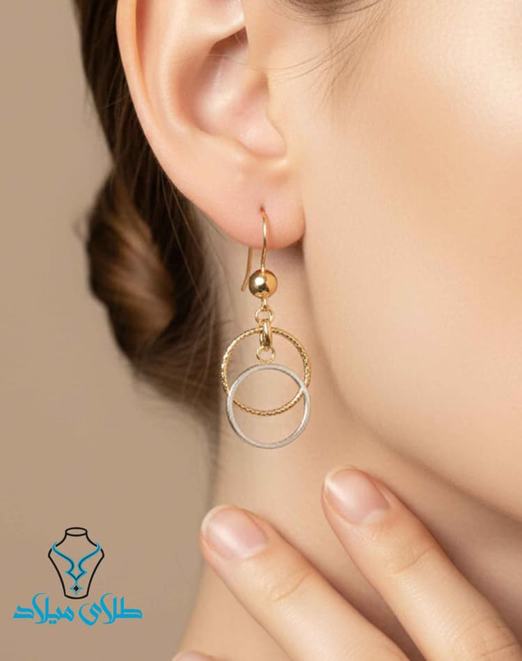 گوشواره آویز کد24 · گوشواره آویز طلا · 18 عیار · 2.63 گرم