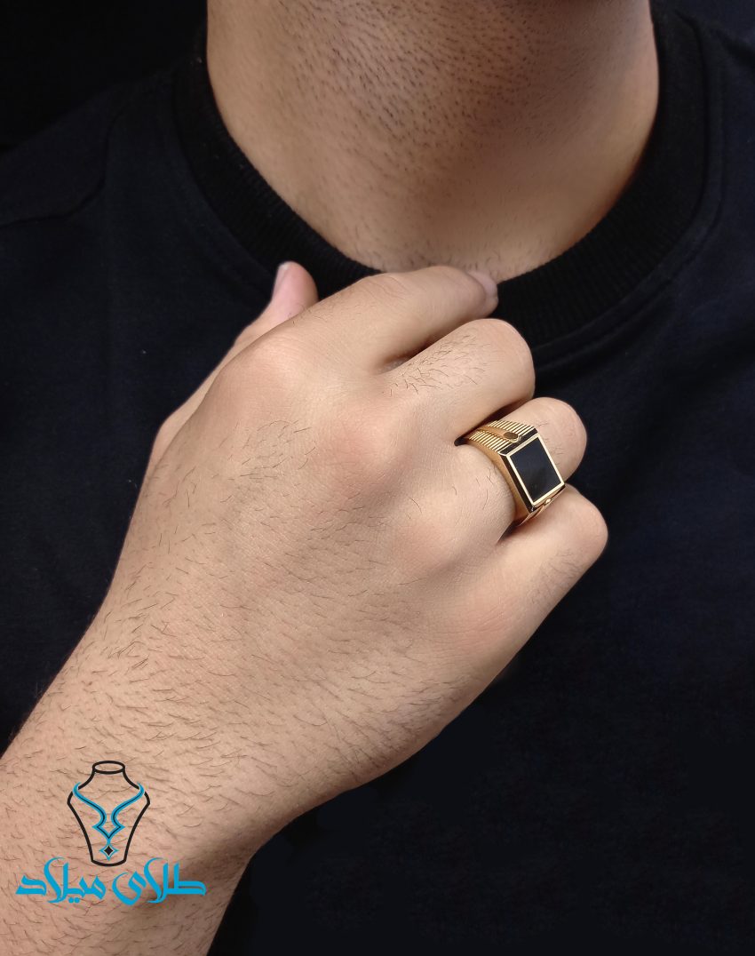خرید انگشتر طلا مردانه کد8 میلادزر