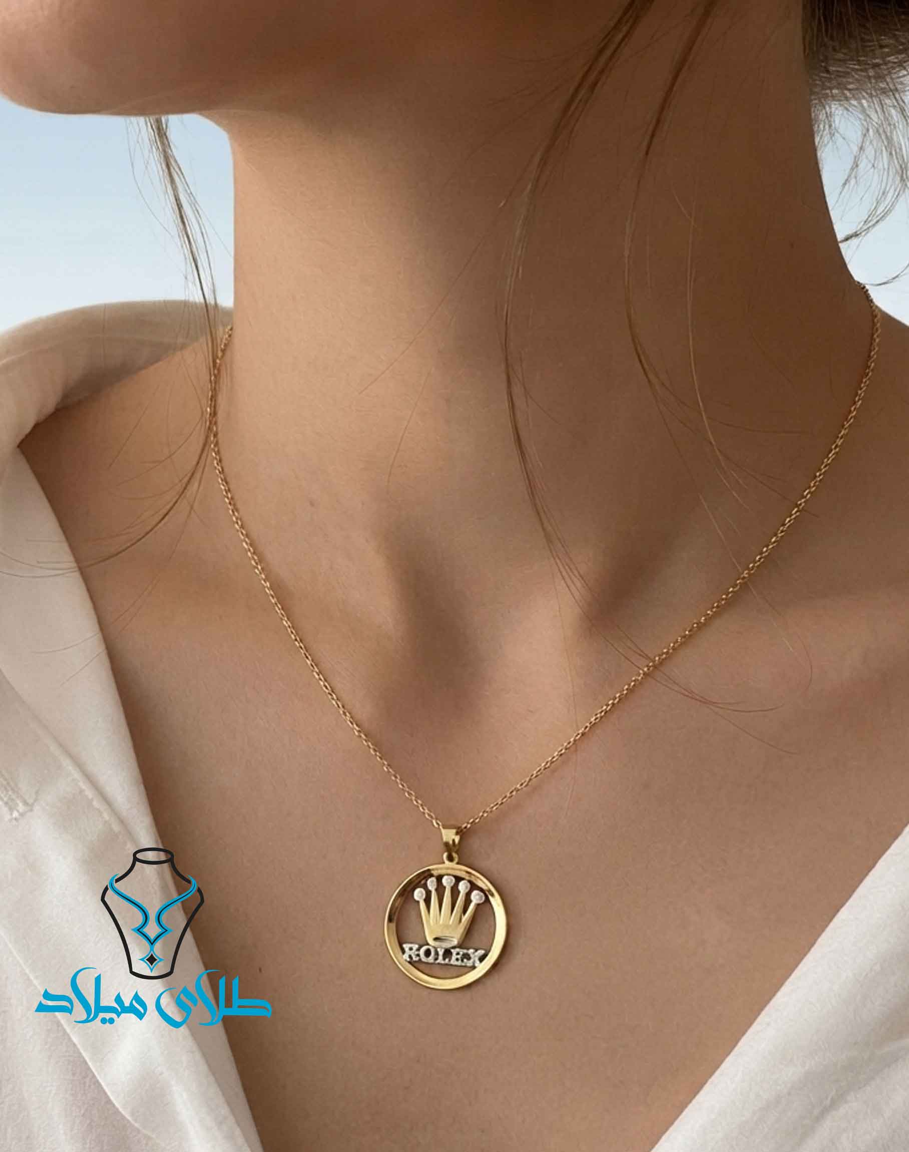پلاک رولکس طلا کد1 روی گردن