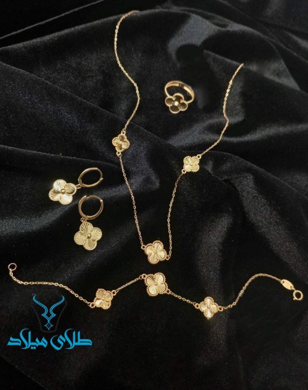 خرید سرویس طلا ونکلیف