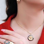 خرید سرویس طلا ورساچ