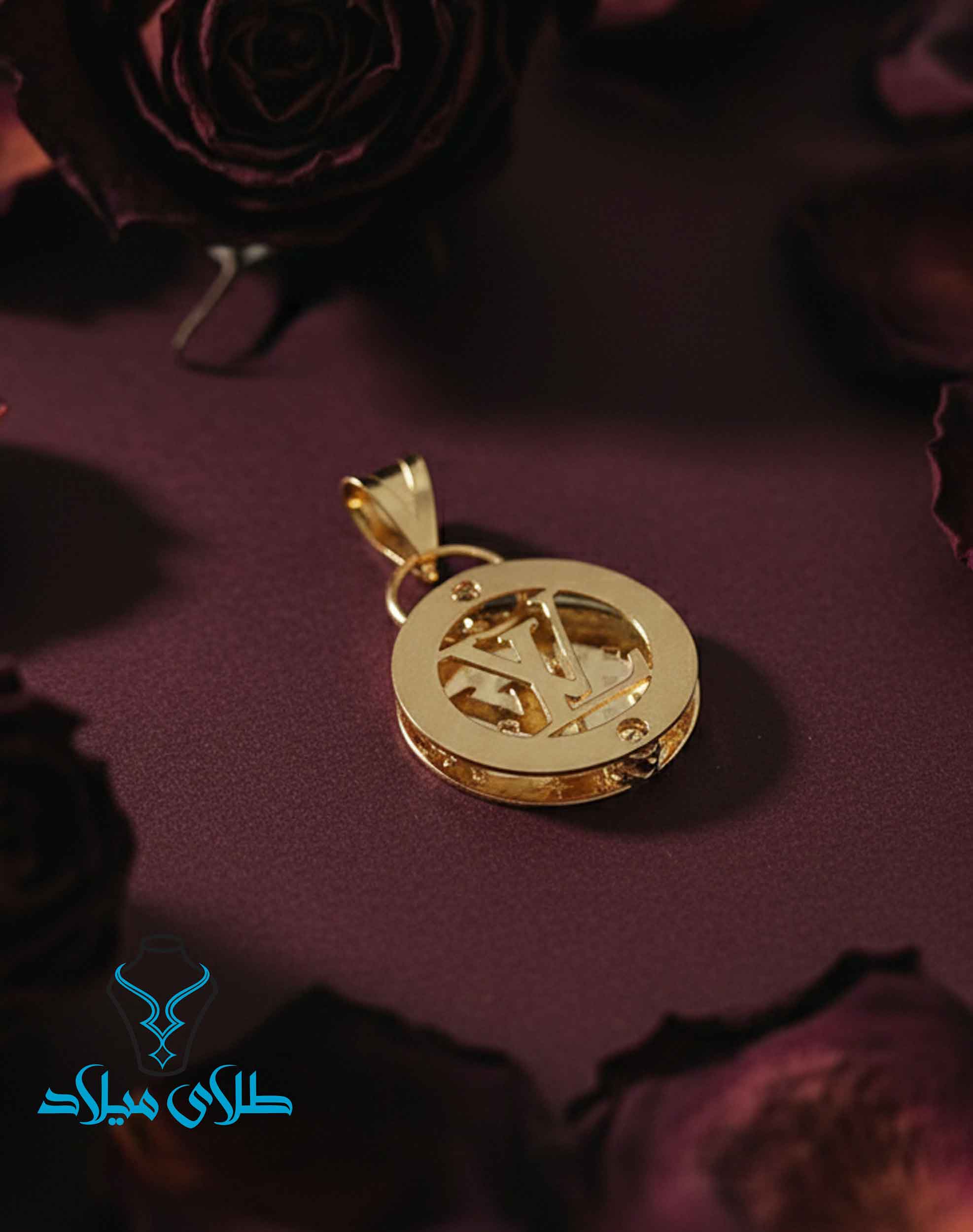 پلاک طلا لویی ویتون کد4 میلادزر