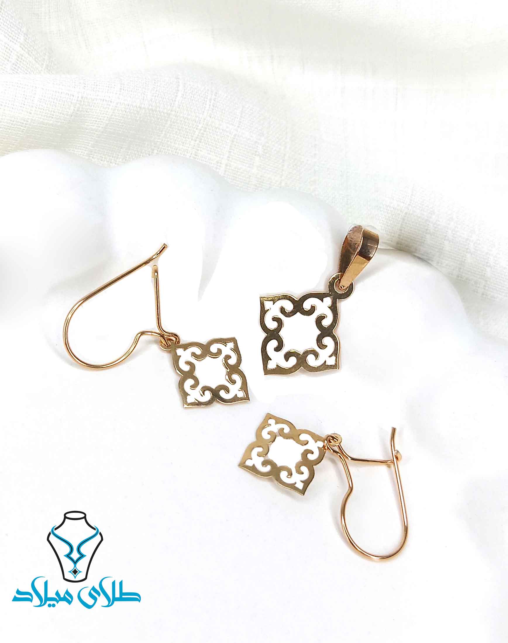 خرید نیم ست طلا کد17