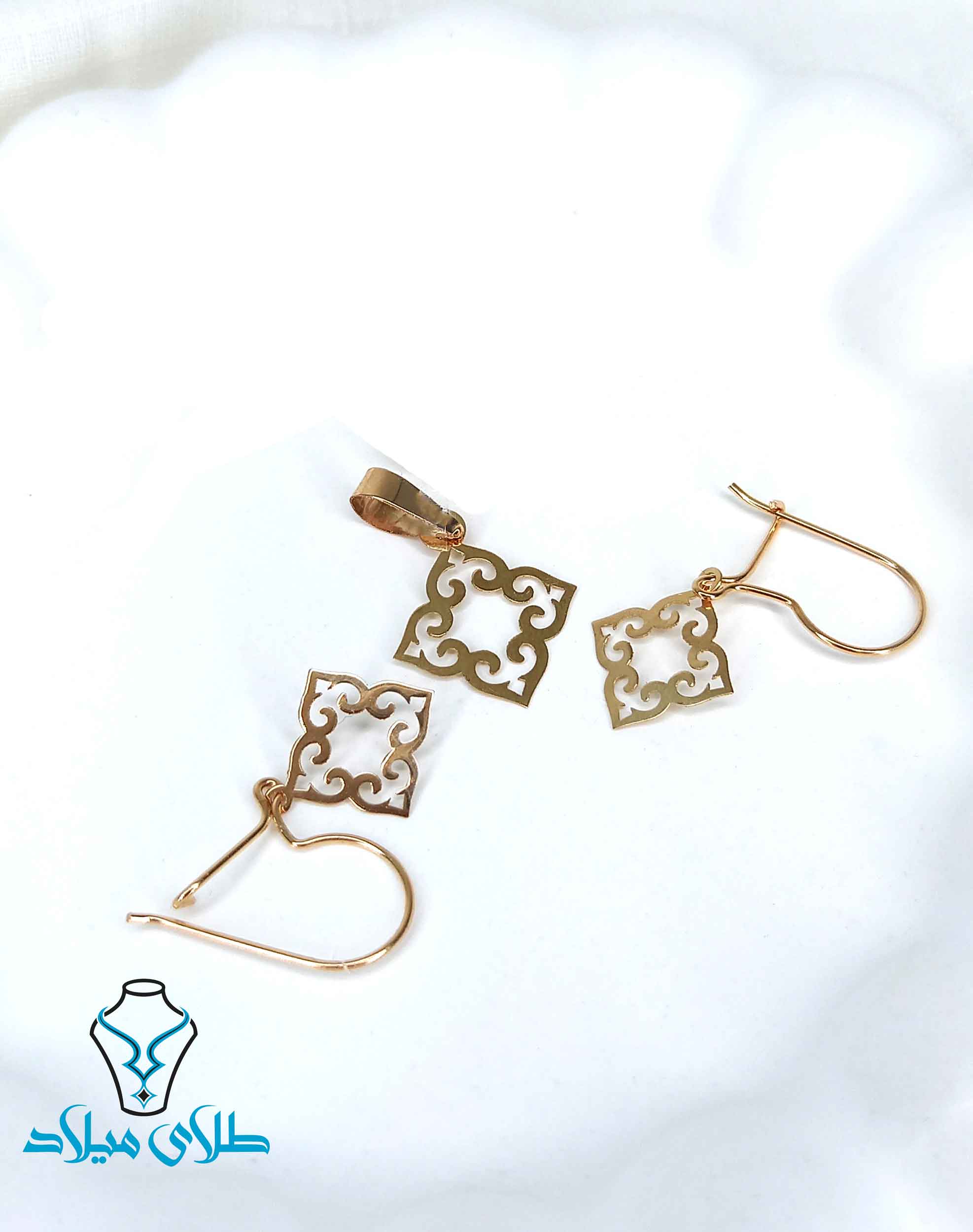 نیم ست طلا کد17 میلادزر