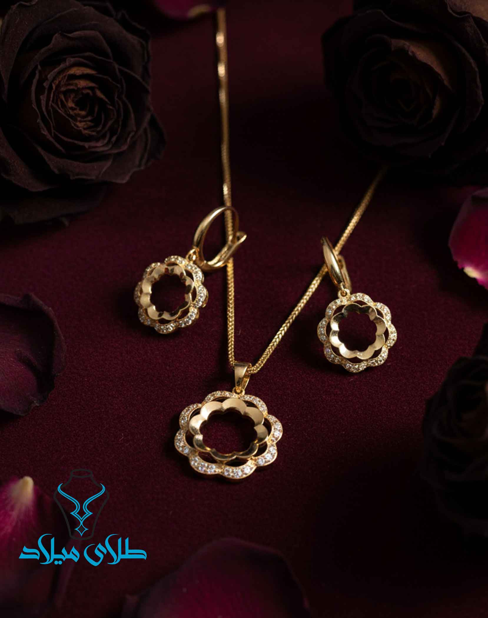 نیم ست طلا کد23 میلادزر