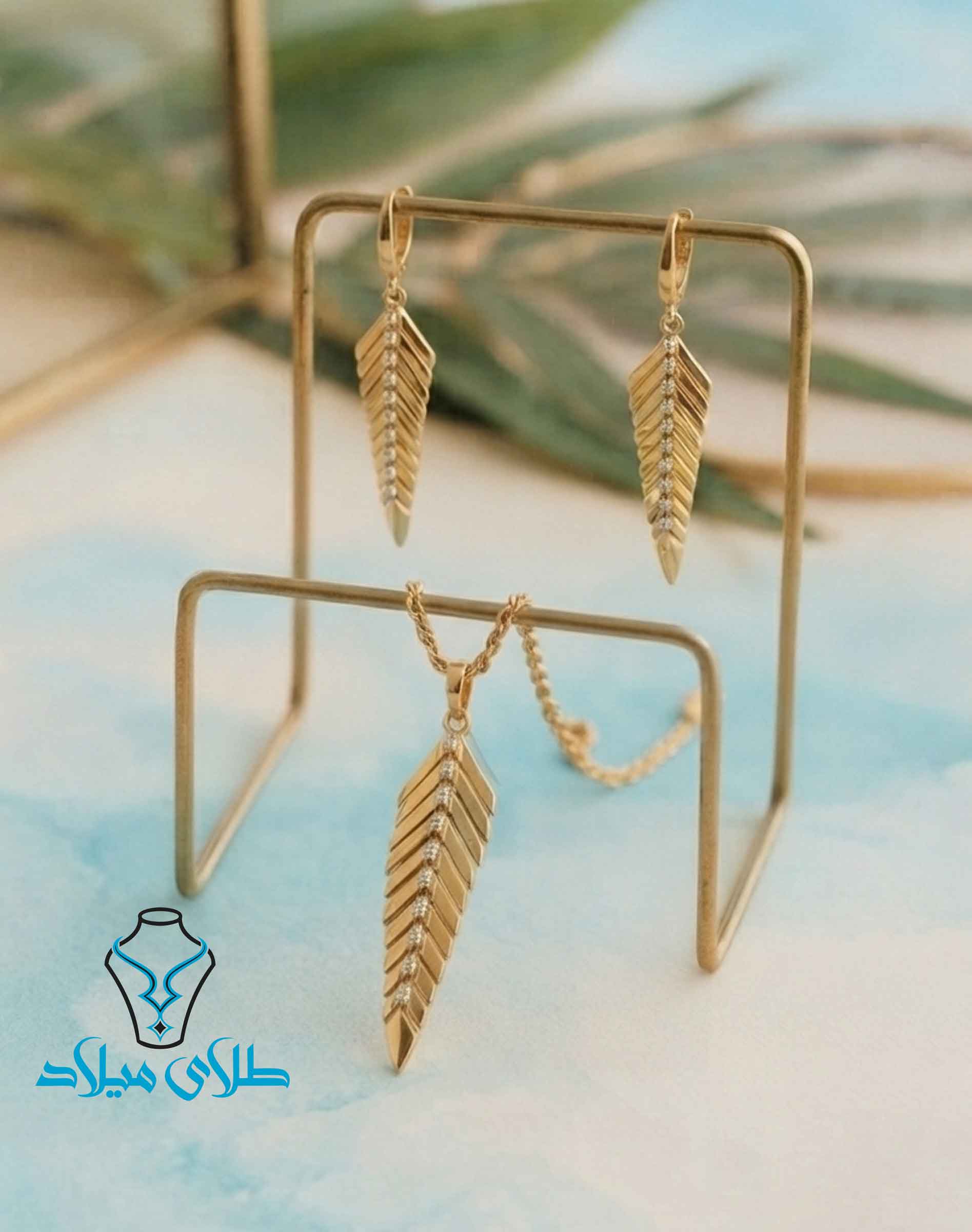 نیم ست طلا کد34 موجود در گالری طلای میلاد