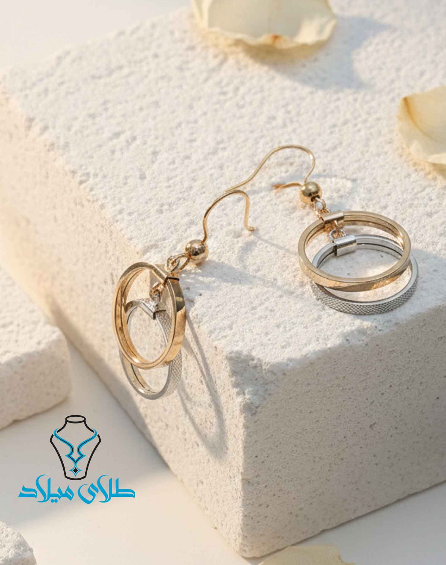 گوشواره آویز طلا کد32 در میلادزر گالری