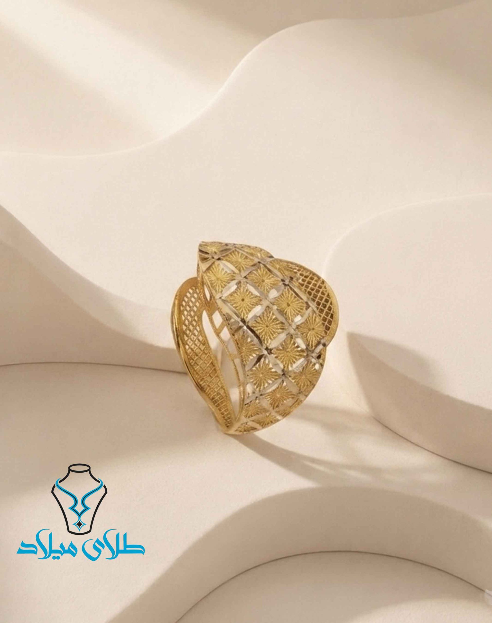 انگشتر طلا کد256 لیزری