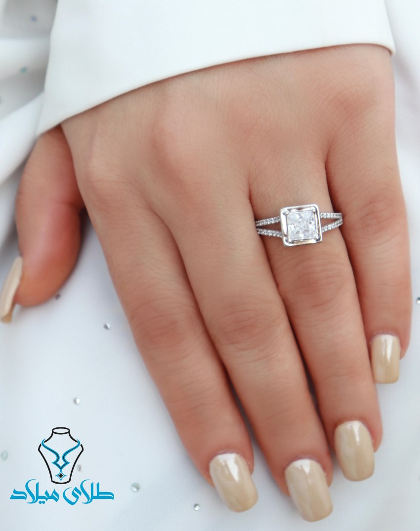 خرید انگشتر سولیتر طلا کد4